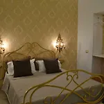 Гостевой дом Domus Sanfelice 4*