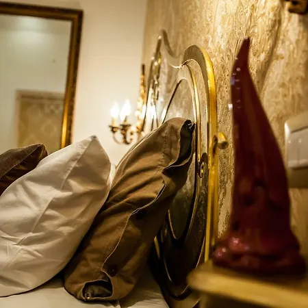 Domus Sanfelice Pensjonat Neapol